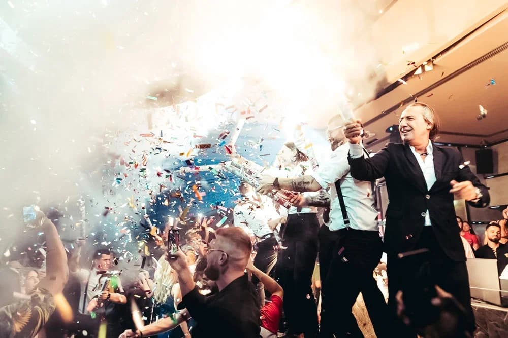 A Guide to VIP Access, Bottle Service, and Effortless Entry at the City’s Top Clubs