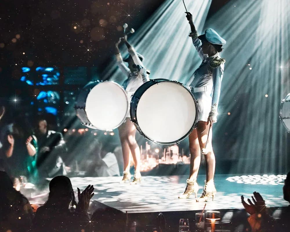 The Glamour of Dubai’s Vibrant Nightclub Scene