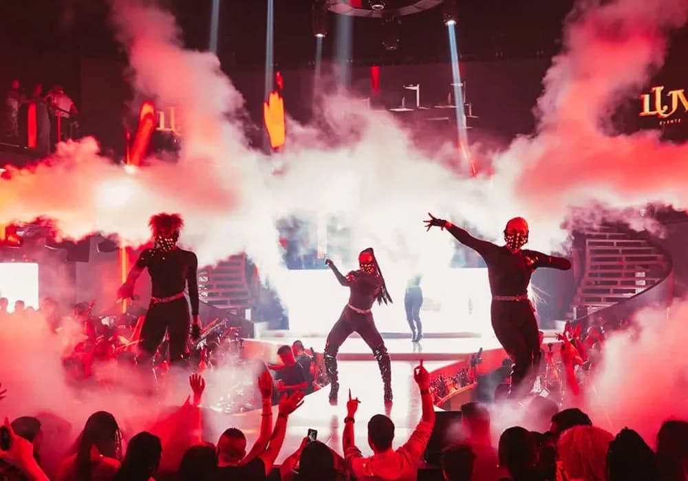 Billionaire Dubai Club: A Glamorous Fusion of Fine Dining and Spectacular Entertainment