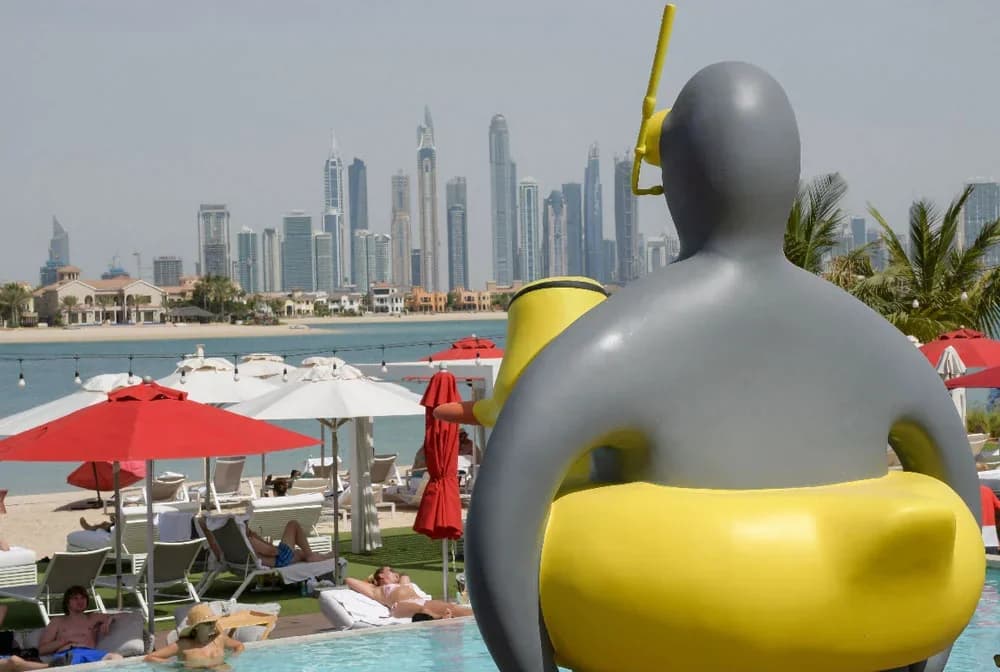 Experience Dubai Beach Parties with a Luxurious Touch
