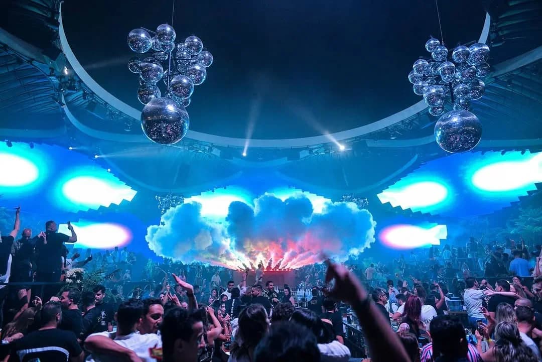 10 Must-Visit Best Nightclubs in Dubai for Singles to Dance the Night Away